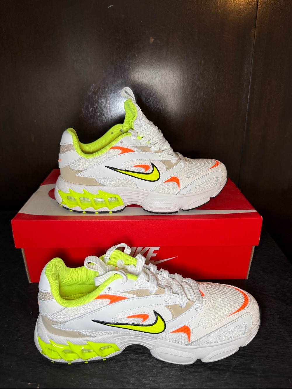 Nike Zoom Air Fire Sneakers - Picture 9 of 9